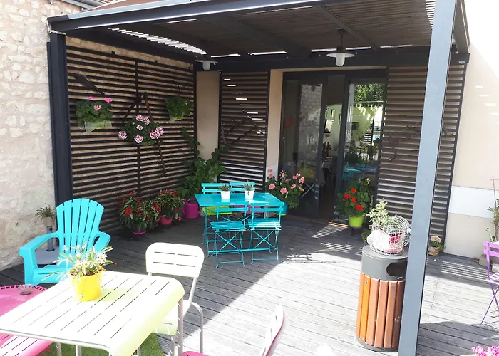 Au BOSQUET FLEURI MAISON DE CAMPAGNE